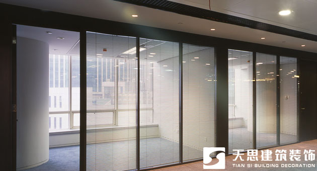 <a href=http://www.639tk.com/ target=_blank class=infotextkey>合肥辦公室裝修</a>玻璃